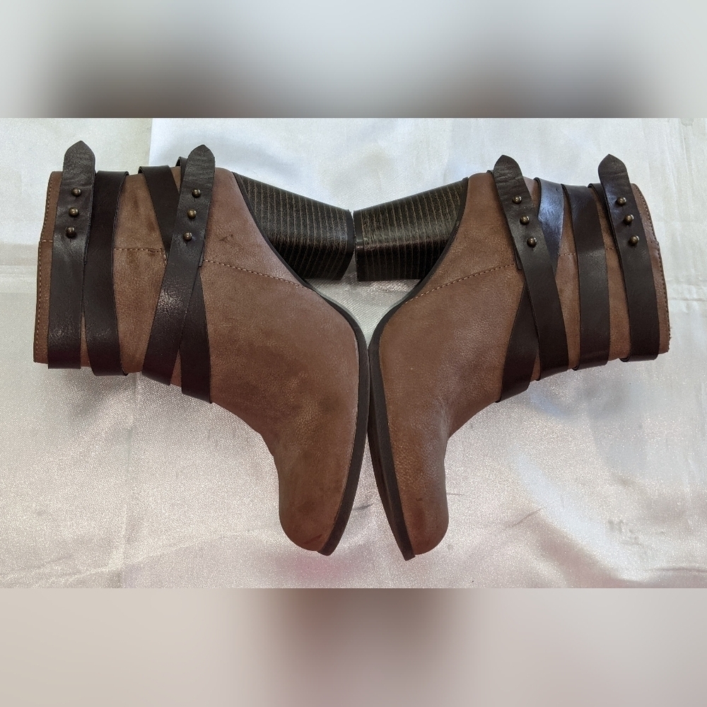 Madden Girl Deluxxxe Women's Strappy Ankle Boots Size 7.5M Zip Closure Brown - Picture 8 of 10